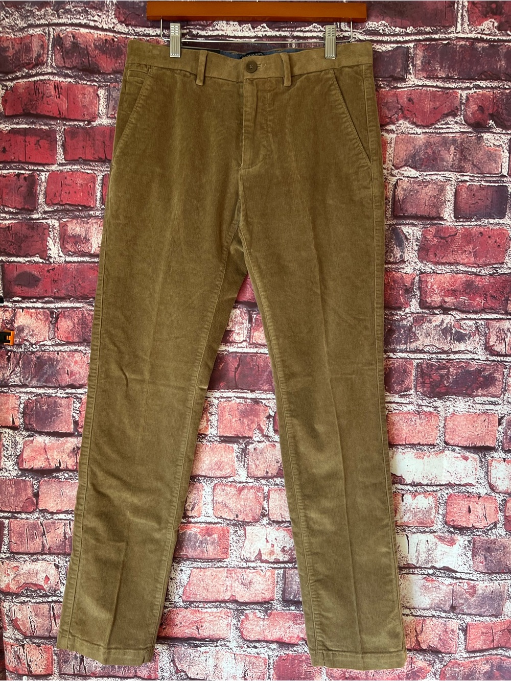 NWT Banana Republic Kentfield Corduroy Pants Vintage Straight 29x32 Tan